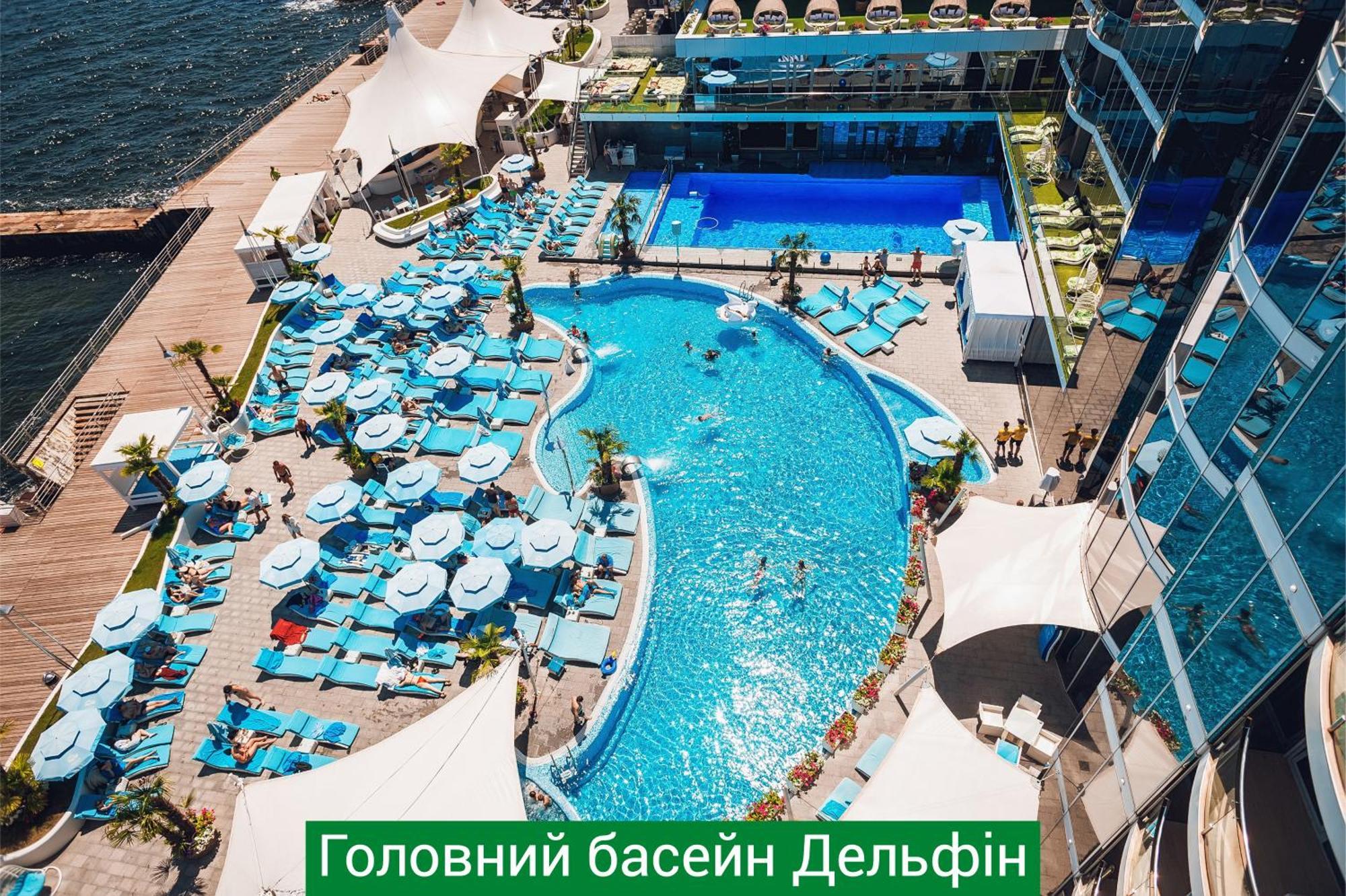 Nemo Hotel Resort & Spa Odessa Exterior foto The main swimming pool of the complex
